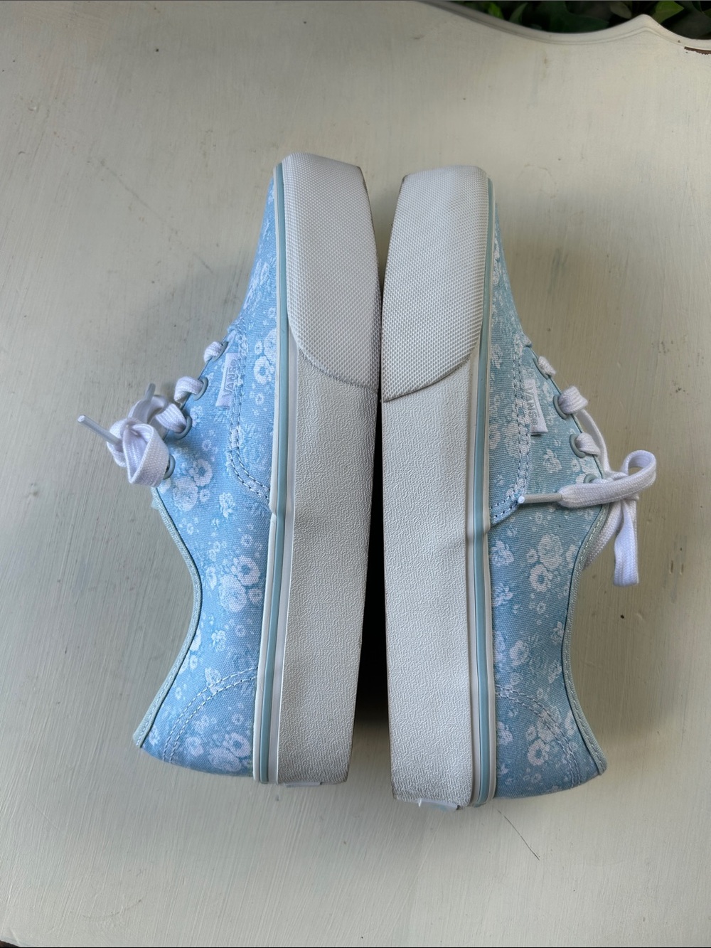 Vans Light Blue Floral Canvas Lace-Up Platform Sneakers Size 7 New - Picture 12 of 13